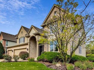 11170 Glenbrook Ln, Indian Head Park, IL 60525