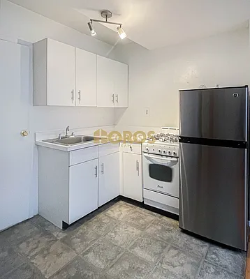 Rented by City Connections Realty | media 6