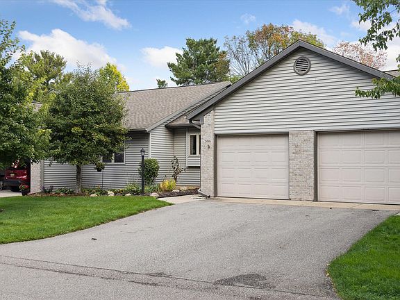 3rd image of 2486 Falcon Pointe Dr NW