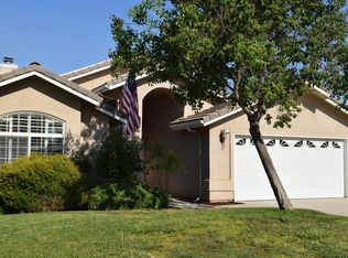 571 Bluejay Ave, Lemoore, CA 93245