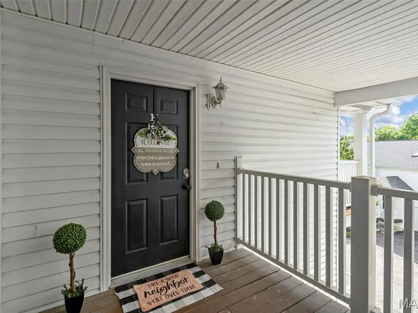 100 Towne Square Ct APT K, Eureka, MO 63025