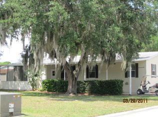 3223 Bending Oak Dr, Plant City, FL 33563