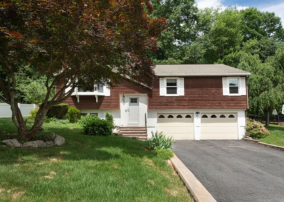 1st image of 8 Cedar Rd