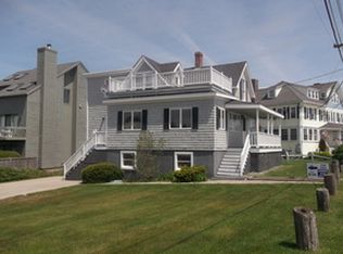 215 Beach Ave, Kennebunk, ME 04043