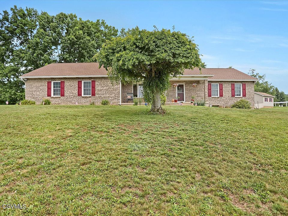 1st image of 391 Manor Dr