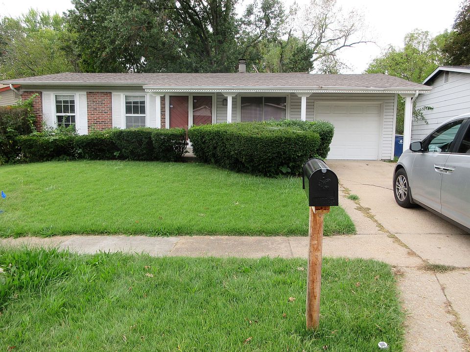 1st image of 11821 La Padera Ln