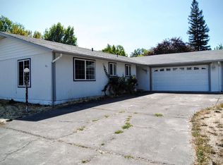 3069 Connell Ave, Medford, OR