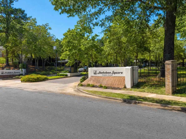 843 Thistledown Dr APT 1, Memphis, TN 38117