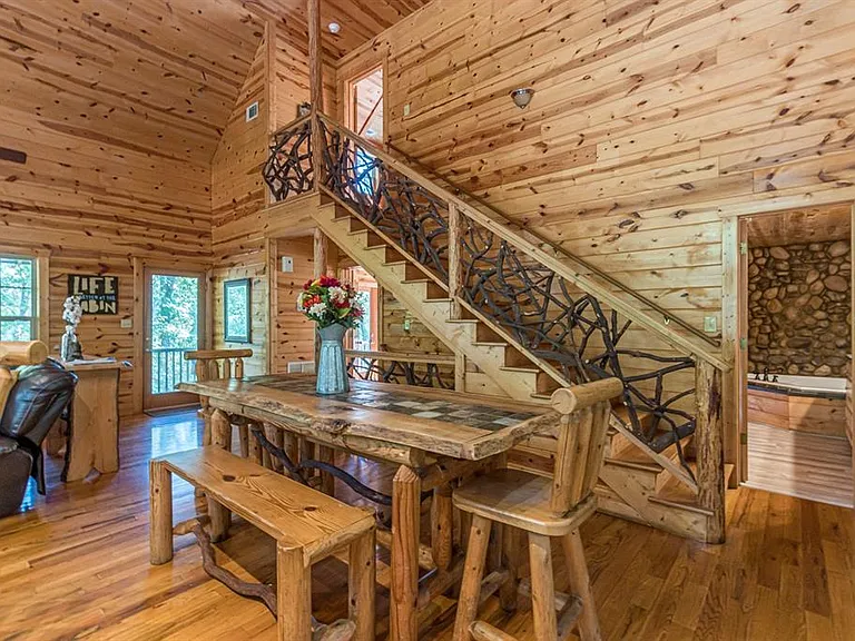 163 Sequoia Trce — Photo 7