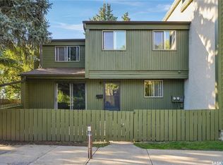215 Primrose Dr #12, Saskatoon, SK S7K5E4