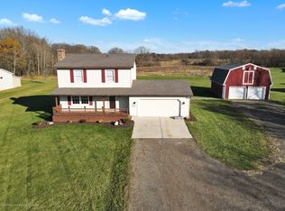 6700 N Hartel Rd, Potterville, MI 48876