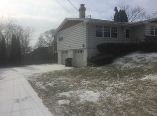 1812 W Winnebago Dr, Peoria, IL