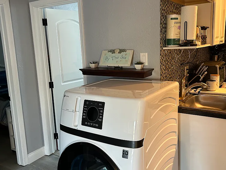 301 E Lavender Rd #B — Photo 9