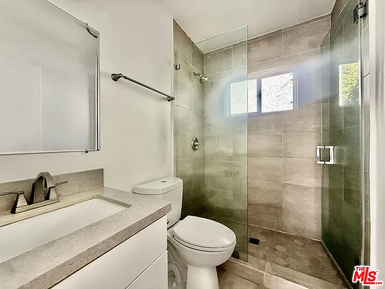 402 Pacific St #6 — Photo 7