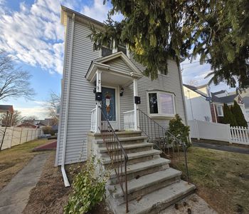 39 Durant St, Stamford, CT, 06902