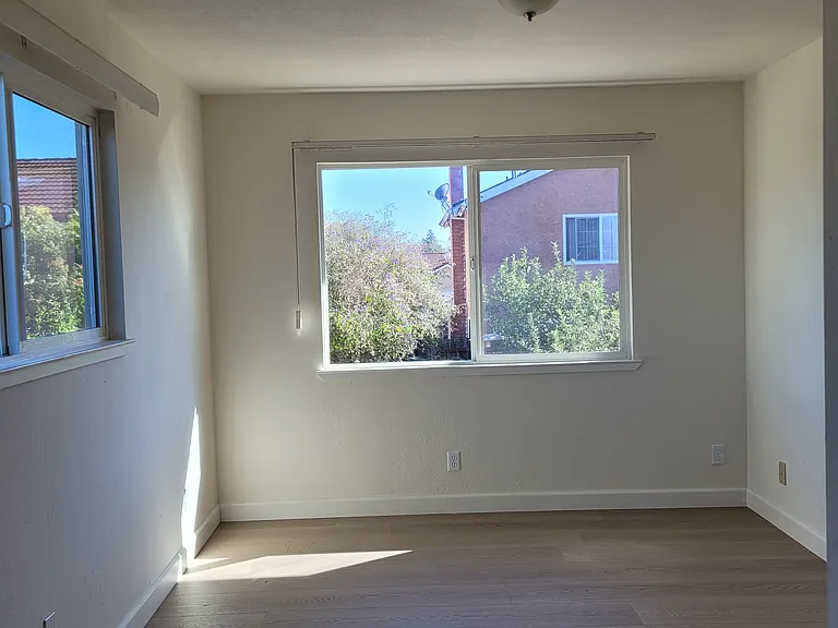 35273 Ramsgate Dr — Photo 11