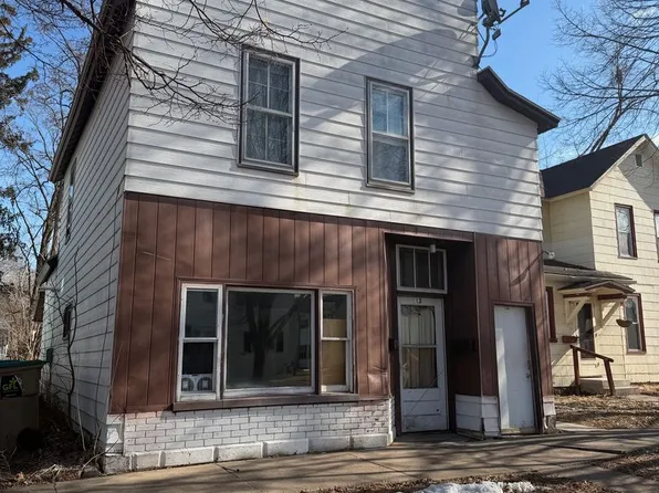 13 S Grove, 13 S Grove St #1, Chippewa Falls, WI 54729