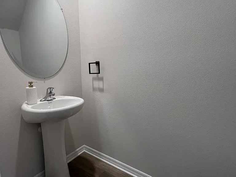 17777 Crescent Moon Loop — Photo 3