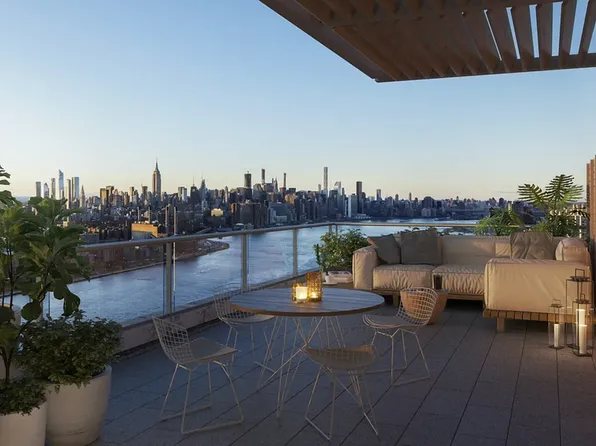 347 Kent Avenue image 6 of 10