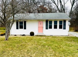 2894 W Mercer Dr, Pendleton, IN 46064