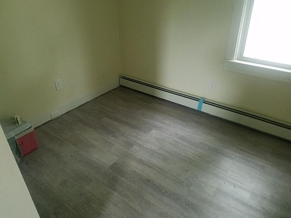 3rd image of 17 Potomac St #2