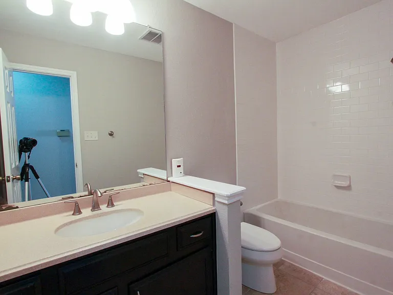 1809 Fawn Ridge Trl — Photo 32