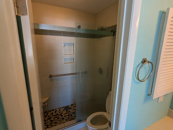 202 Lewis Dr APT 1204, Carolina Beach, NC 28428