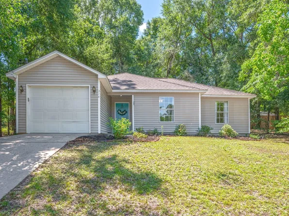 314 Lakeview Dr, Crestview, FL 32536