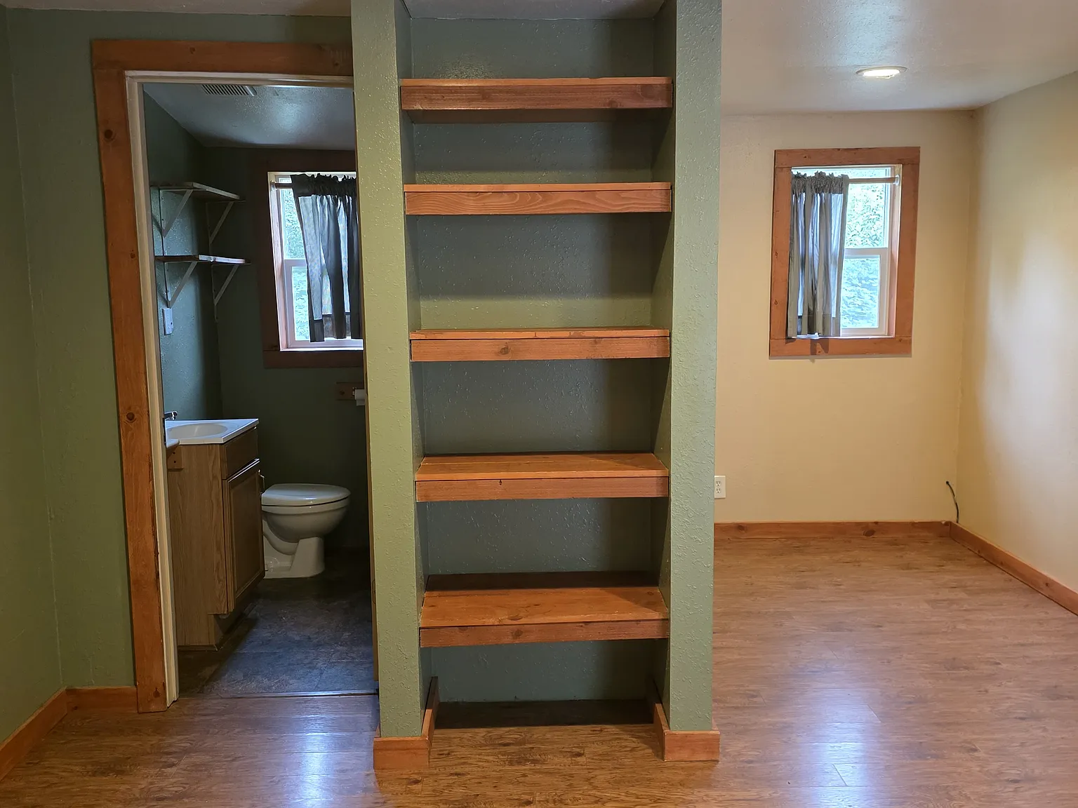 Studio, 400 sqft, $1,025 — Photo 4