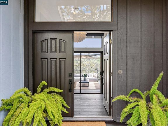 4th image of 154 Rudgear Dr