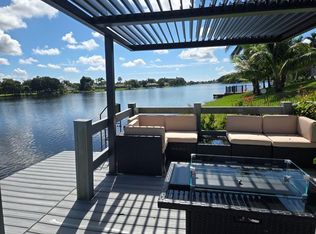 13646 Callington Dr, Wellington, FL 33414