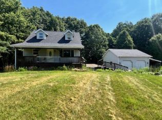 5848 Fostoria Rd, Columbiaville, MI 48421