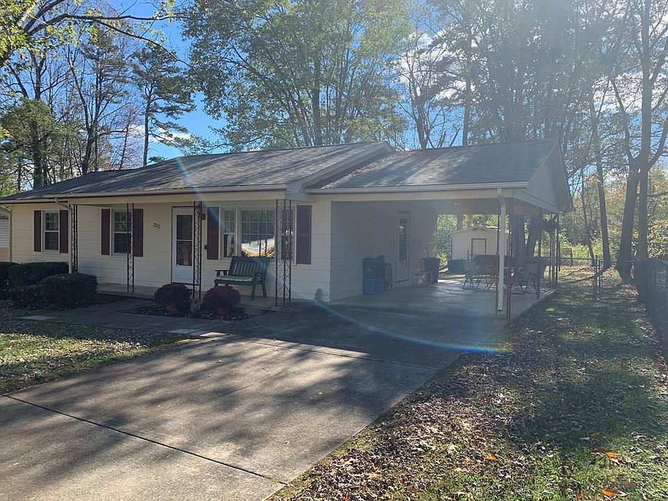 1st image of 2211 Eastover Dr