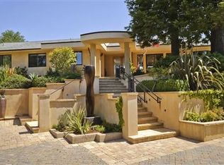 27900 Roble Blanco Dr, Los Altos Hills, CA 94022