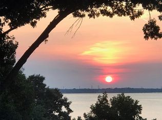 216 Lakeview Dr, Rockwall, TX 75087