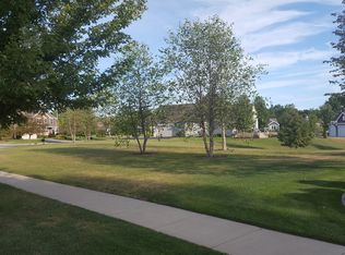 409 Fritz Way, Mukwonago, WI 53149