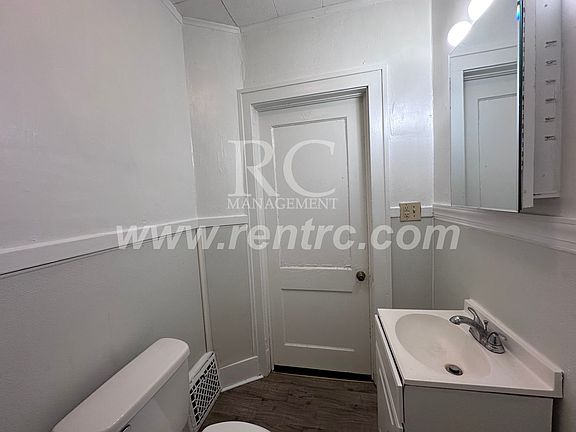 5th image of 1115 Harmon St