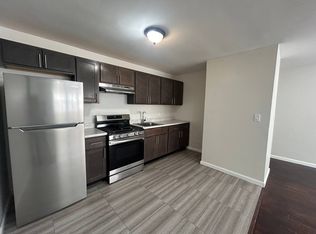 17 Hampton Rd APT B10, New Brunswick, NJ 08901