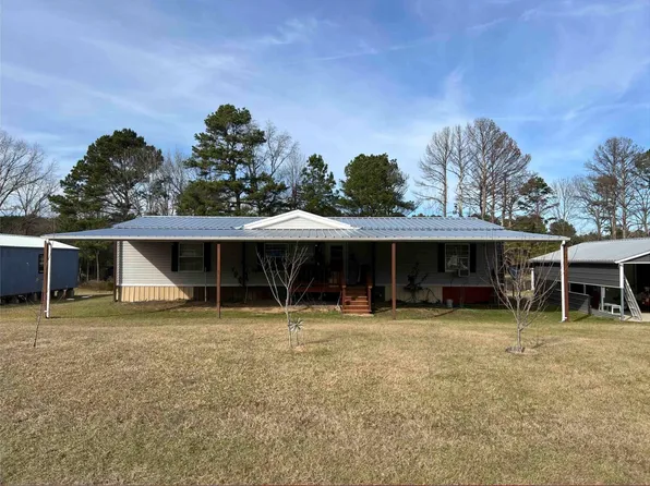 155 Berry Ln, Marshall, TX 75670