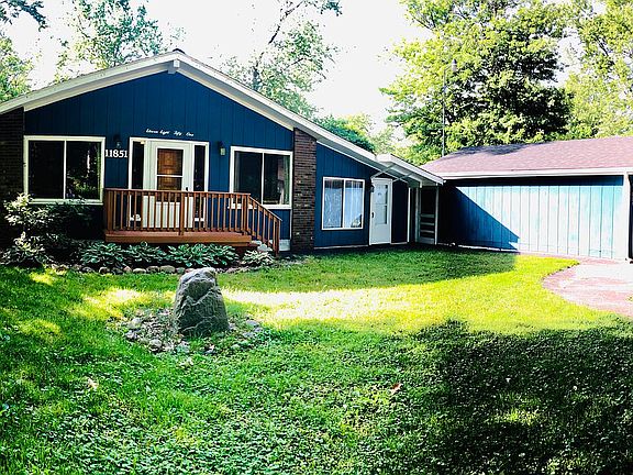 2nd image of 11851 Portage Lake Ave