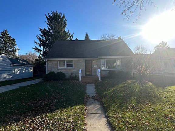 2nd image of N56W5579 Sunnyside Ln