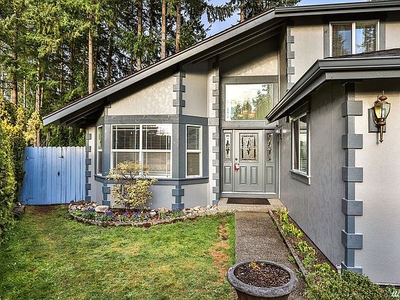 3rd image of 3409 21st St SE