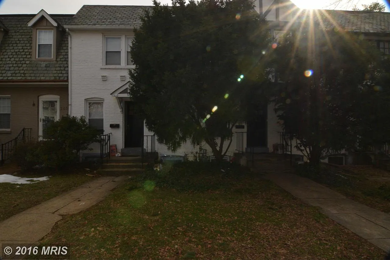 3614 T St NW photo 1