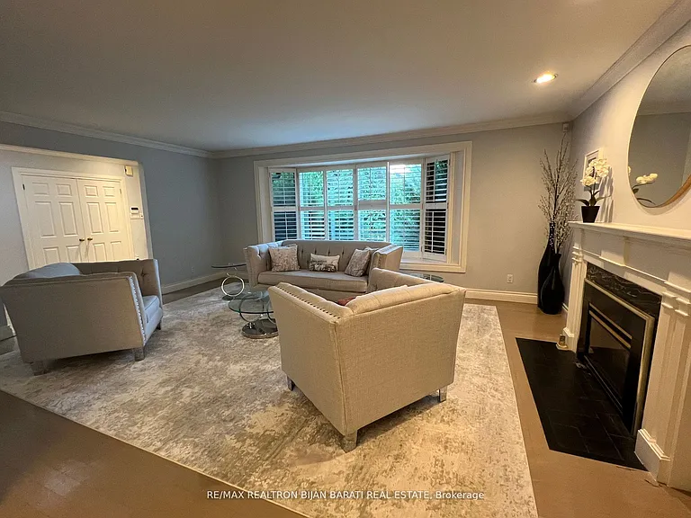58 Heathcote Ave — Photo 3