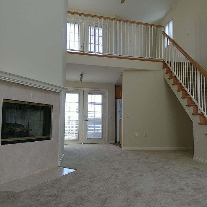 1st image of 4262 Lindblade Dr APT 410