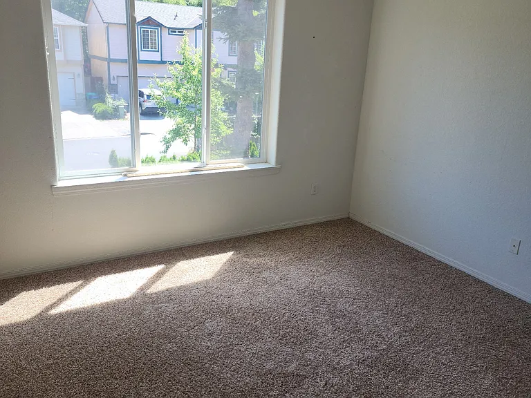 4035 SE 124th Ave — Photo 10