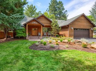 20415 Highway 62, Shady Cove, OR 97539