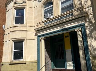 657 Washington St #1, Brookline, MA 02446