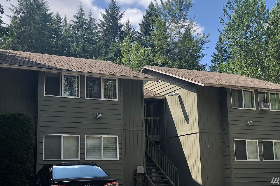 1st image of 5908 186th Ave E