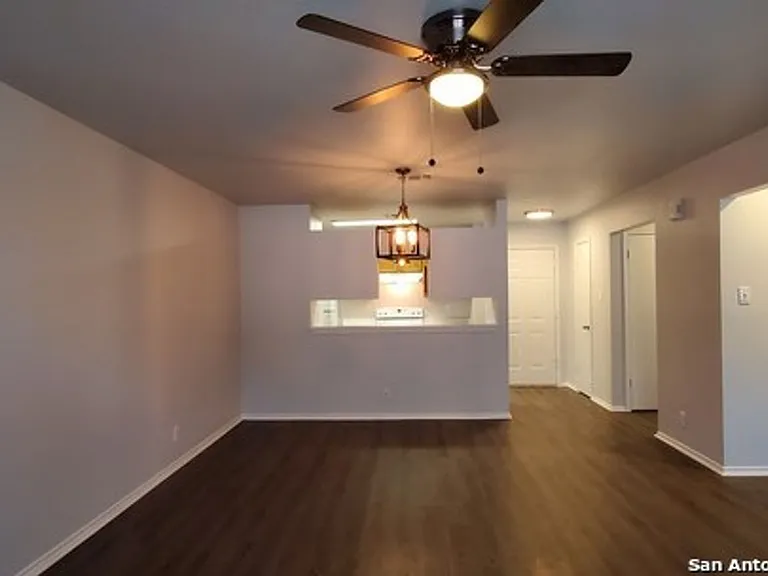538 Dukeway Dr #C — Photo 11